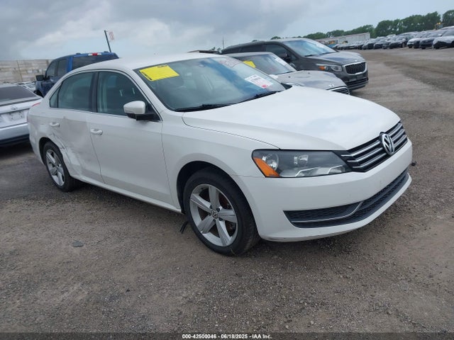 2013 VOLKSWAGEN PASSAT 2.5L SE