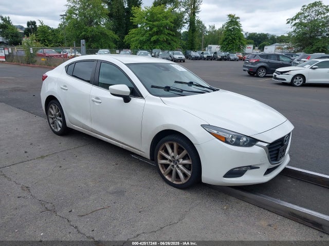 2017 MAZDA MAZDA3 TOURING