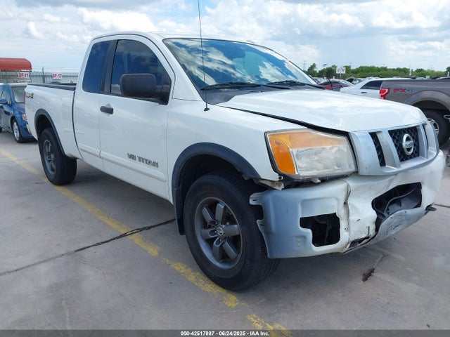 2013 NISSAN TITAN PRO-4X