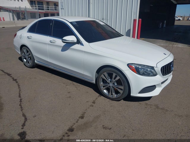 2016 MERCEDES-BENZ C 300 