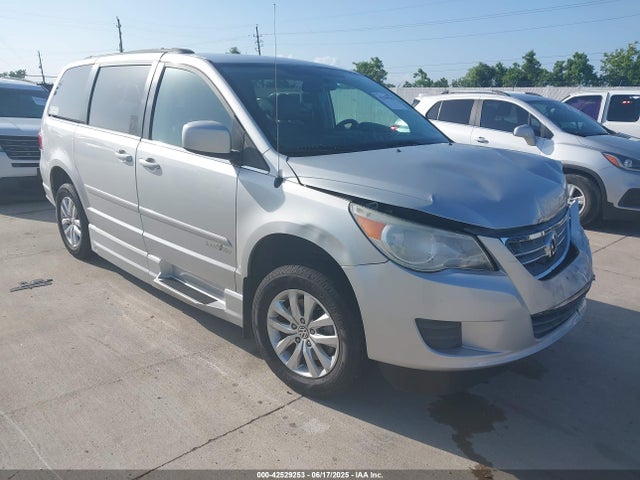 2012 VOLKSWAGEN ROUTAN SE
