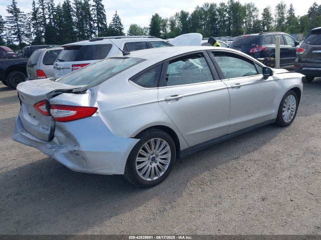 صورة 4 لـ 2016 FORD FUSION HYBRID S