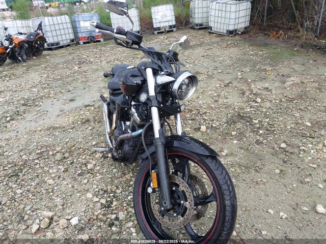 2015 YAMAHA XV CU