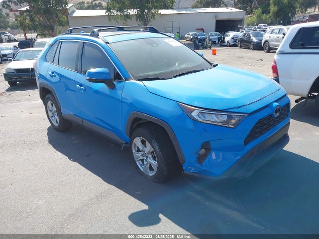 2019 TOYOTA RAV4 XLE