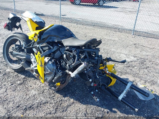 2024 SUZUKI GSX F