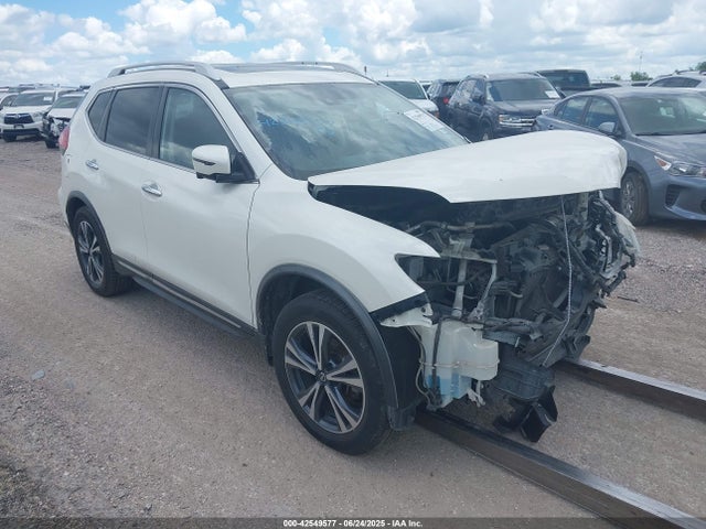 2017 NISSAN ROGUE SL