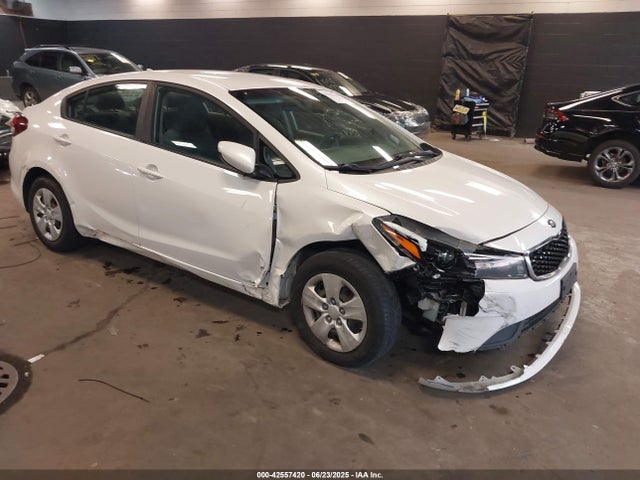 2017 KIA FORTE LX