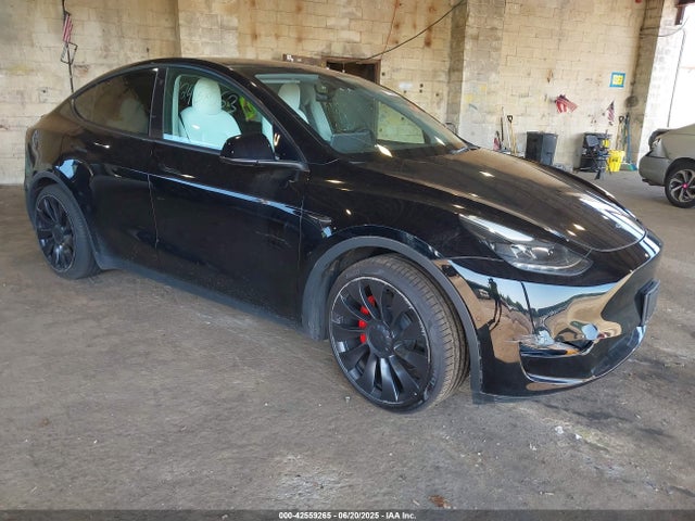 2022 TESLA MODEL Y PERFORMANCE DUAL MOTOR ALL-WHEEL DRIVE