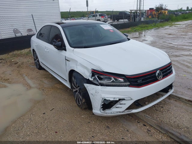 2018 VOLKSWAGEN PASSAT 3.6L V6 GT