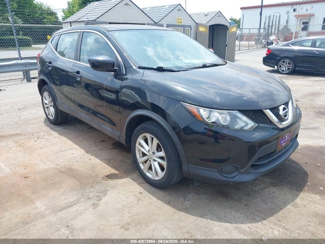 2017 NISSAN ROGUE S
