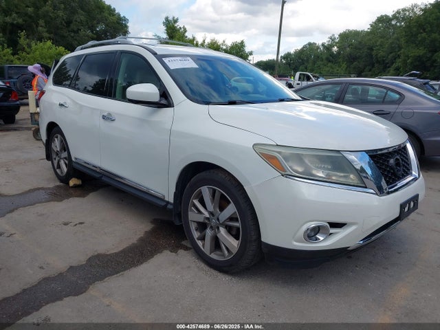 2014 NISSAN PATHFINDE SV