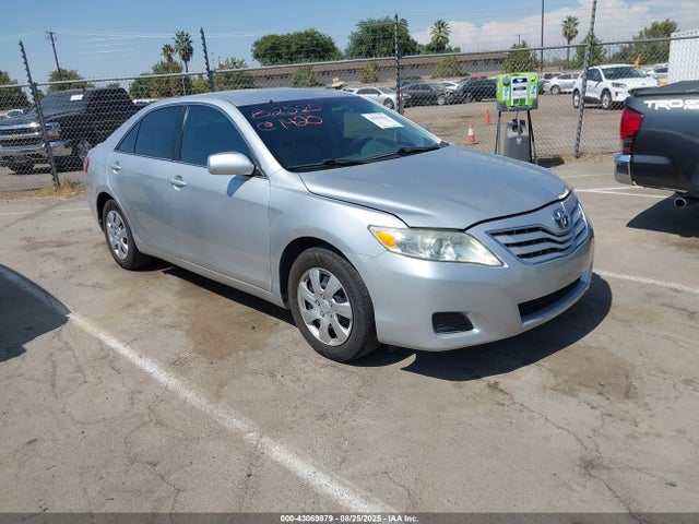 2011 TOYOTA CAMRY LE