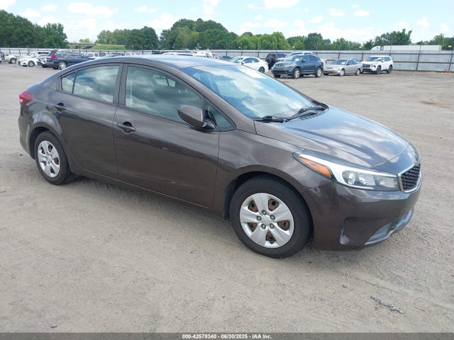 2017 KIA FORTE LX
