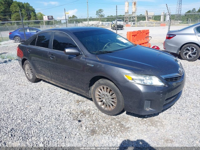 2011 TOYOTA CAMRY 