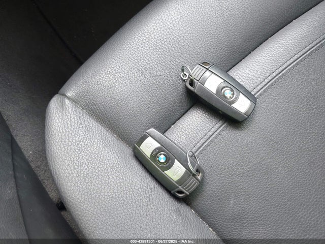 2011 BMW 328I XDRIVE — фото 11