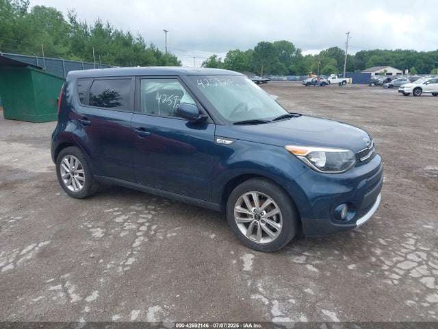 2017 KIA SOUL +
