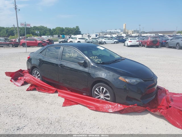 2017 TOYOTA COROLLA LE