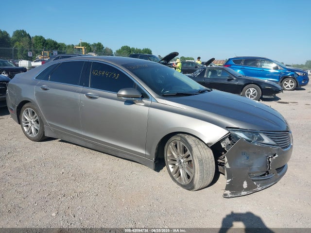 2016 LINCOLN MKZ 