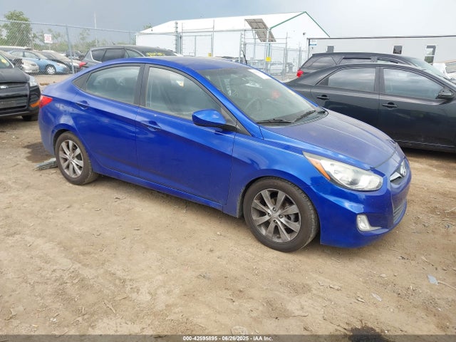 2012 HYUNDAI ACCENT GLS