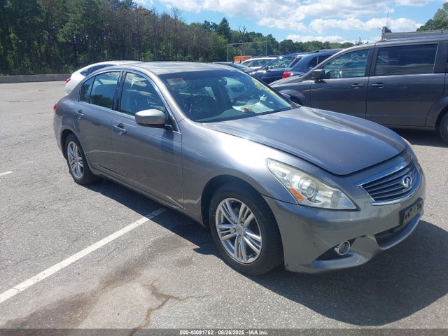 2012 INFINITI G37 