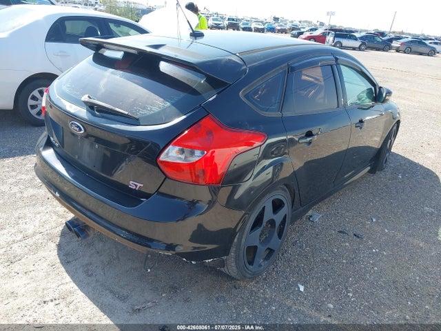 FORD FOCUS ST - 4