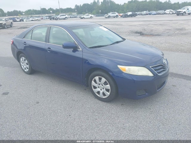 2011 TOYOTA CAMRY LE