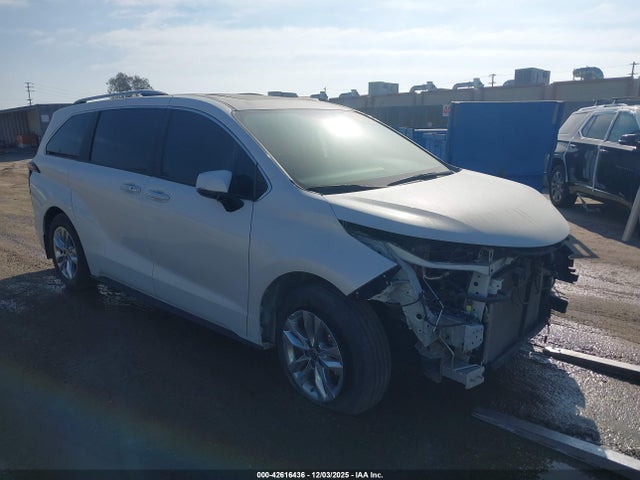 2024 TOYOTA SIENNA LIMITED