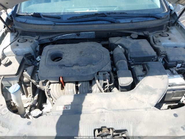 HYUNDAI SONATA SE - 10