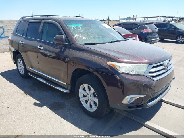 2013 TOYOTA HIGHLANDER BASE PLUS V6