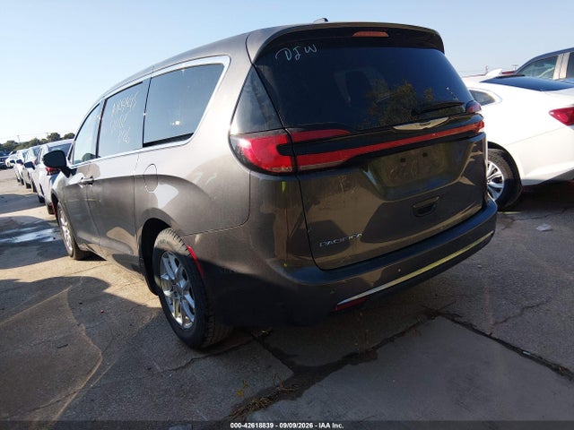 2023 CHRYSLER PACIFICA TOURING L 3