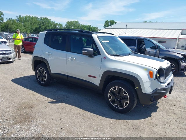 2017 JEEP RENEGADE TRAILHAWK 4X4