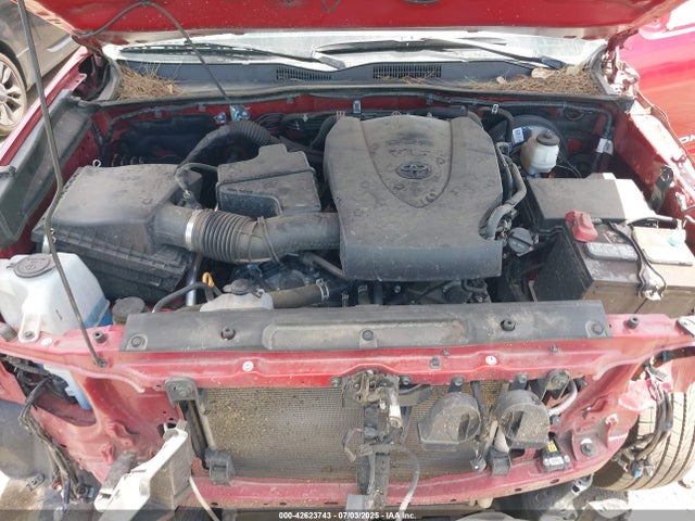 2022 TOYOTA TACOMA SR5 V6 10