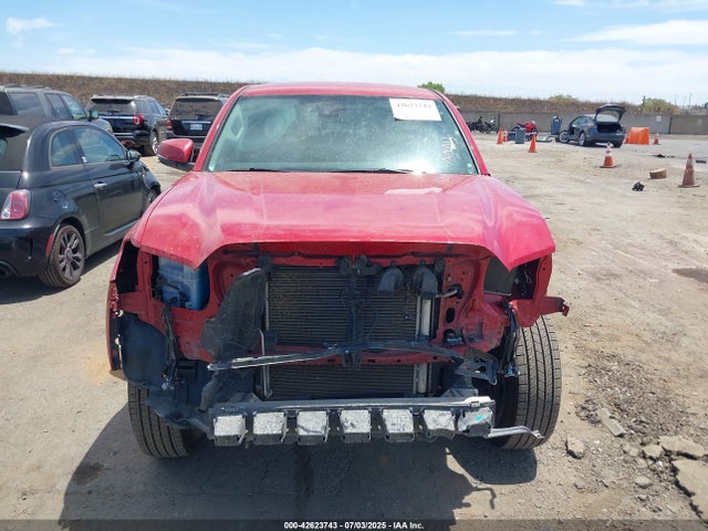 2022 TOYOTA TACOMA SR5 V6 13