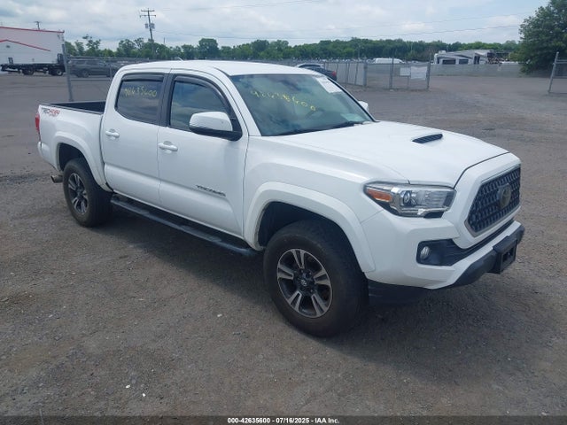 2018 TOYOTA TACOMA TRD SPORT