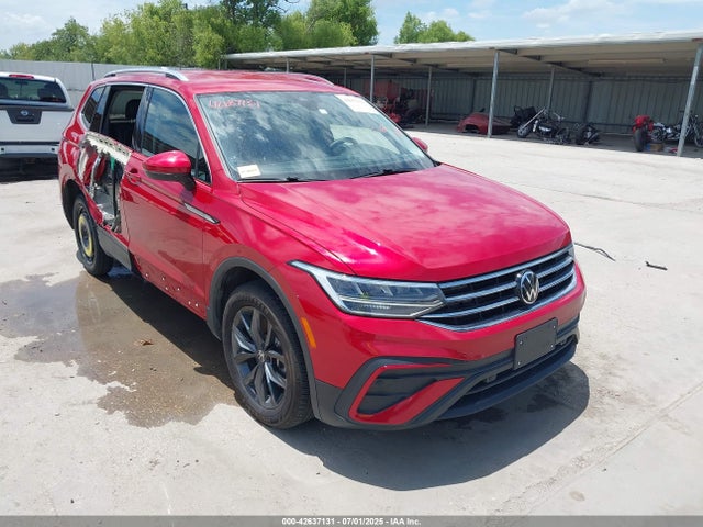 2023 VOLKSWAGEN TIGUAN 2.0T SE