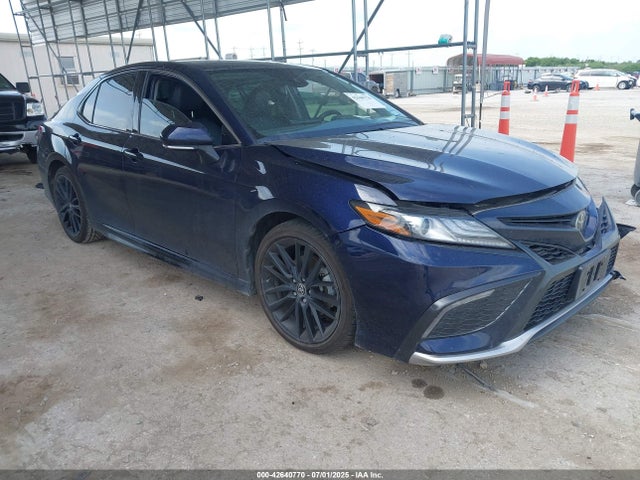 2022 TOYOTA CAMRY XSE