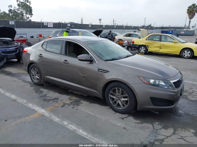2011 KIA OPTIMA LX