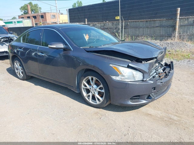 2013 NISSAN MAXIMA 3.5 SV