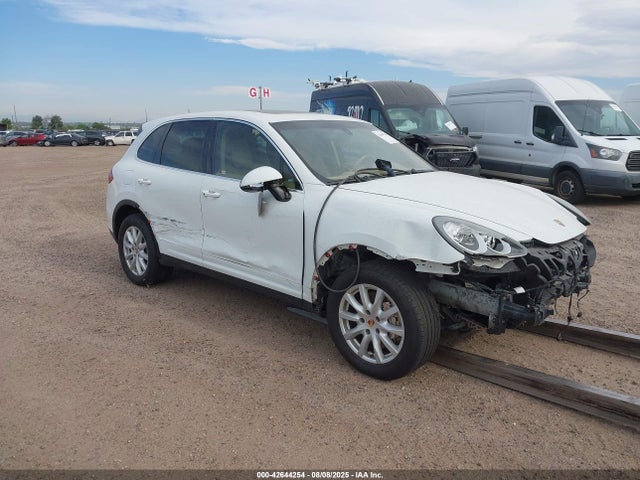 2013 PORSCHE CAYENNE S