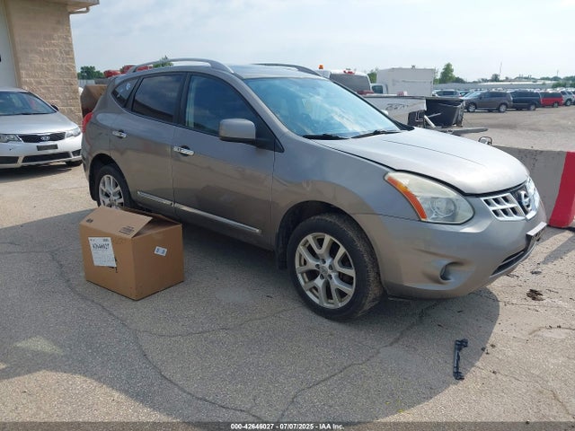 2011 NISSAN ROGUE SV