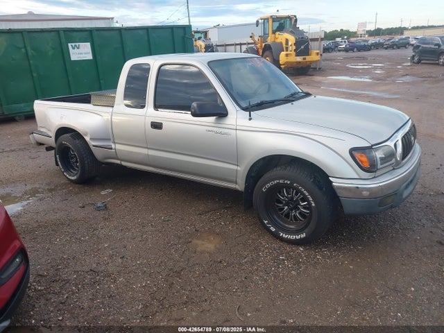 2001 TOYOTA TACOMA 