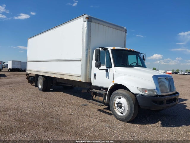 2013 INTERNATIONAL 4000 4300