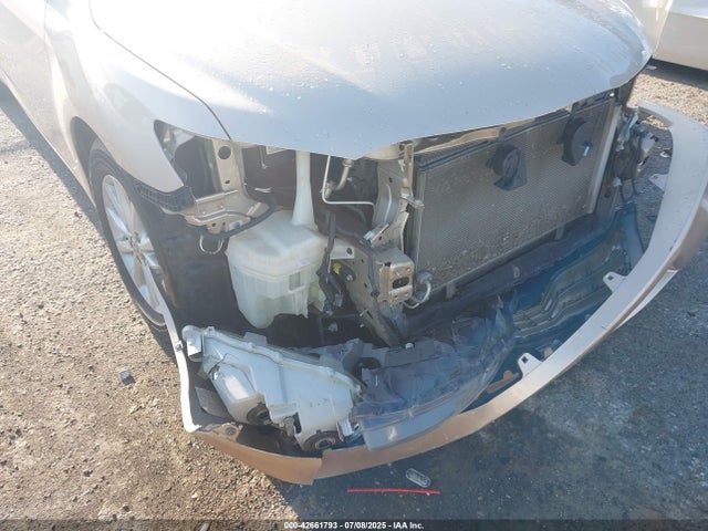صورة 6 لـ 2010 Toyota CAMRY XLE