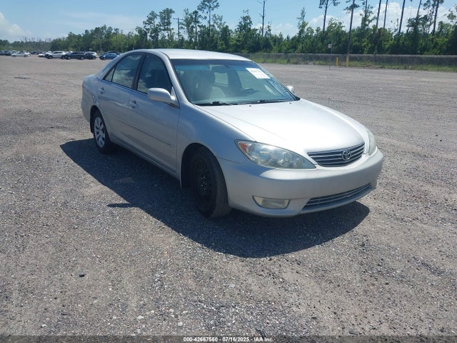 2006 TOYOTA CAMRY XLE