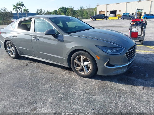 2022 HYUNDAI SONATA SE