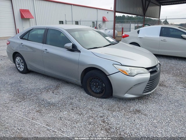 2016 TOYOTA CAMRY LE