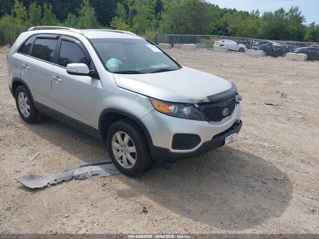 2013 KIA SORENTO LX V6