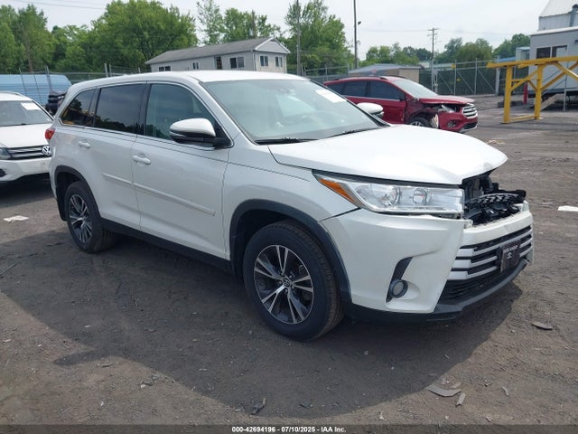2019 TOYOTA HIGHLANDER LE PLUS