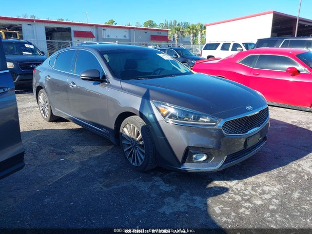2018 KIA CADENZA PREMIUM