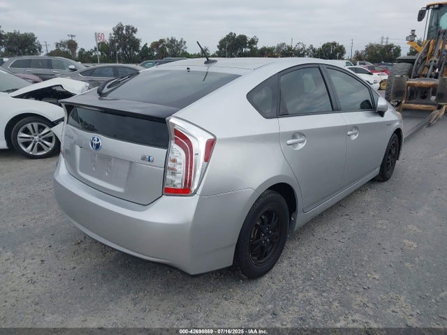 2015 TOYOTA PRIUS THREE